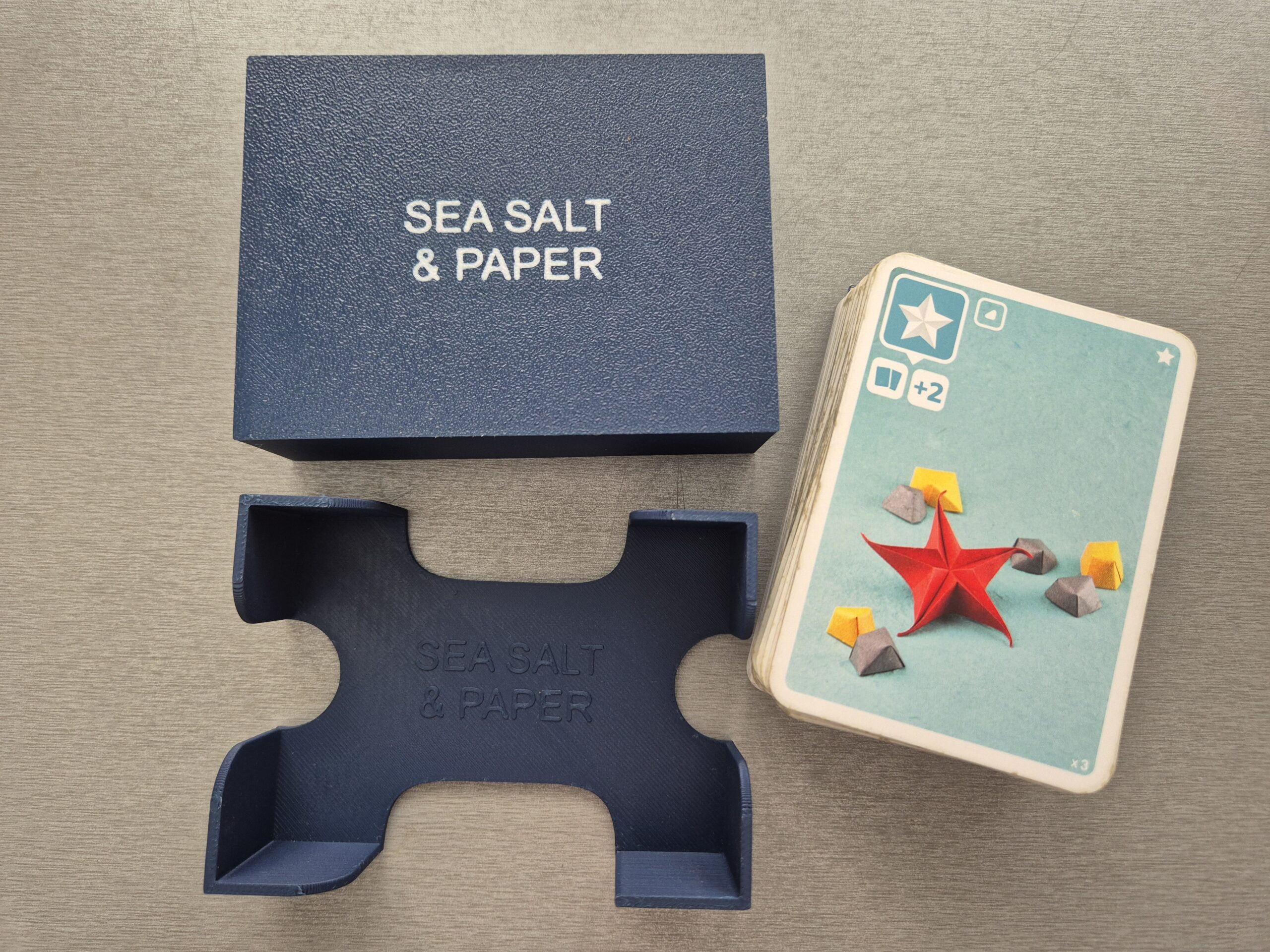 boite de rangement socle pour le jeu de société Sea, salt and paper