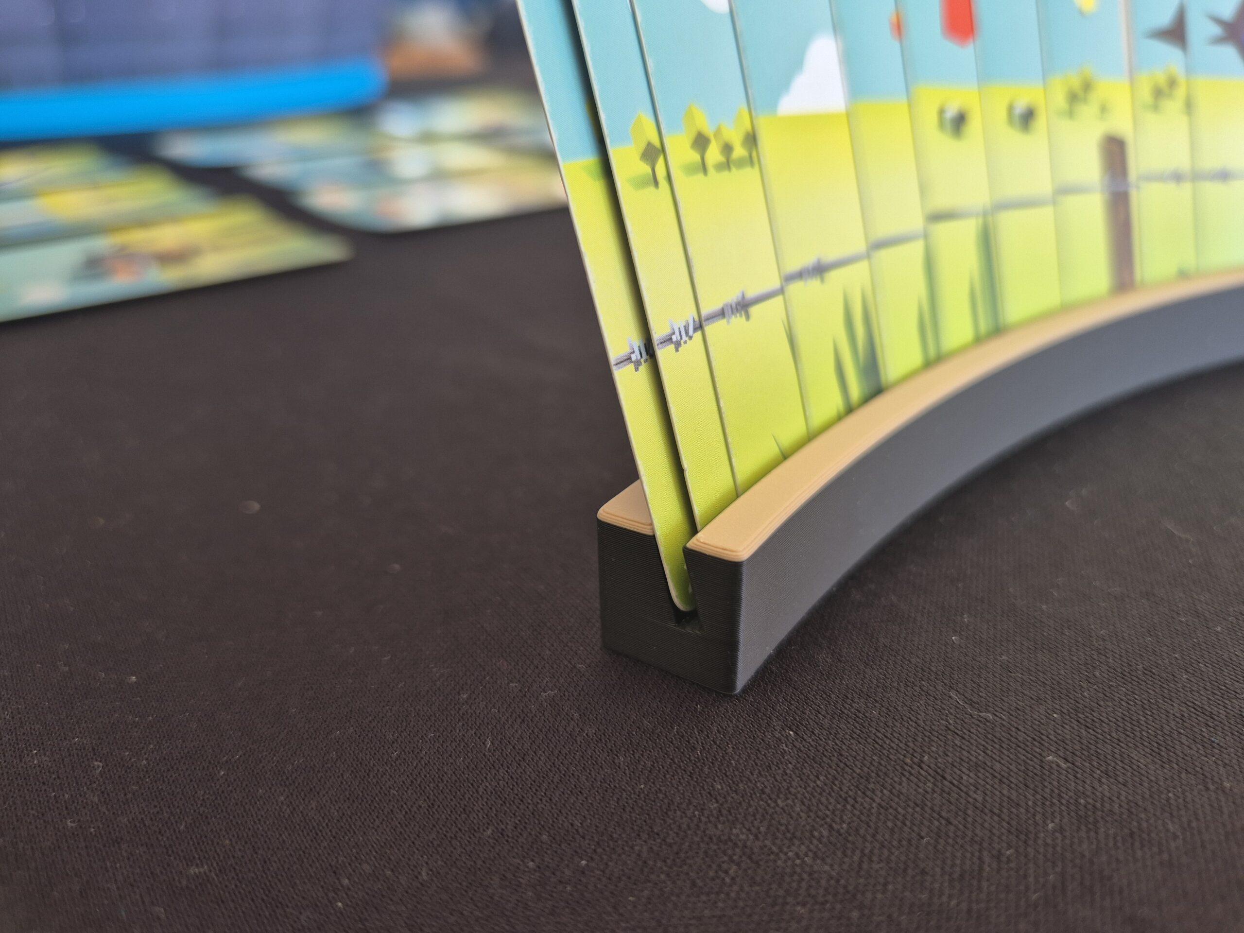 Support pour cartes à jouer bi-color – Image 2