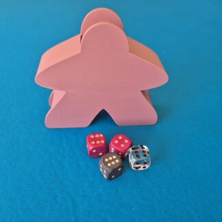 Tour à dés originale, en forme de Meeple. Couleur au choix